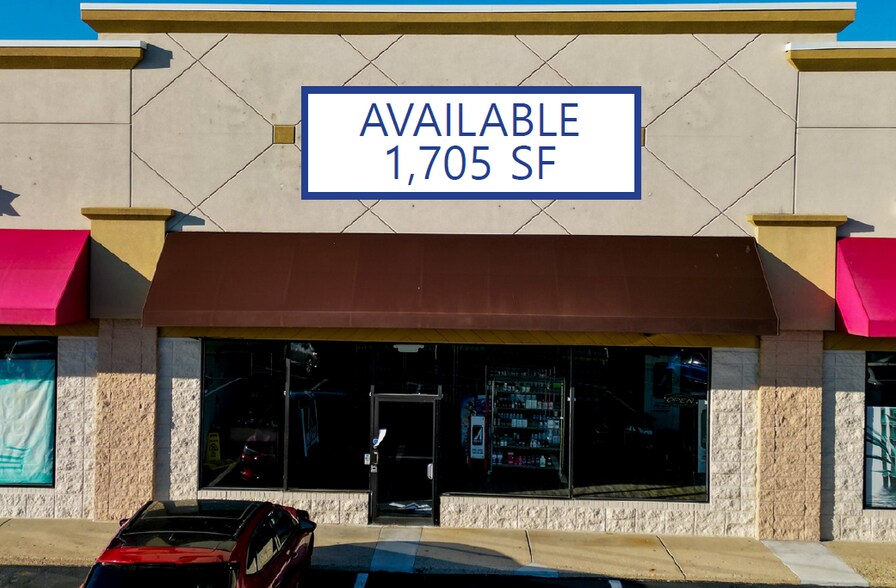 1930-1992 E Stop 13 Rd, Indianapolis, IN for lease - Building Photo - Image 2 of 3