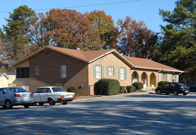 Plus de détails pour 4755 B Kimball Bridge Rd, Alpharetta, GA - Bureau à louer