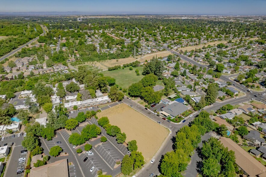 2391 Northview Dr, Sacramento, CA for sale - Aerial - Image 2 of 4