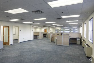 8850 Richmond Hwy, Alexandria, VA for lease Interior Photo- Image 1 of 5