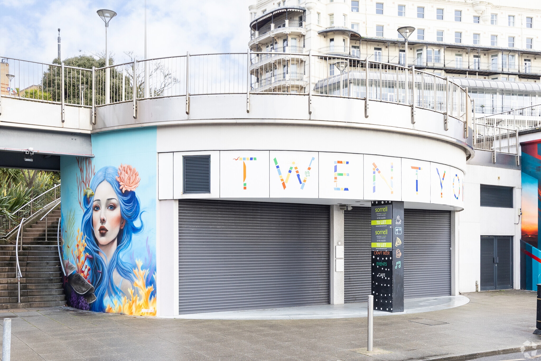 21 Pier Approach, Southend On Sea for lease Primary Photo- Image 1 of 3