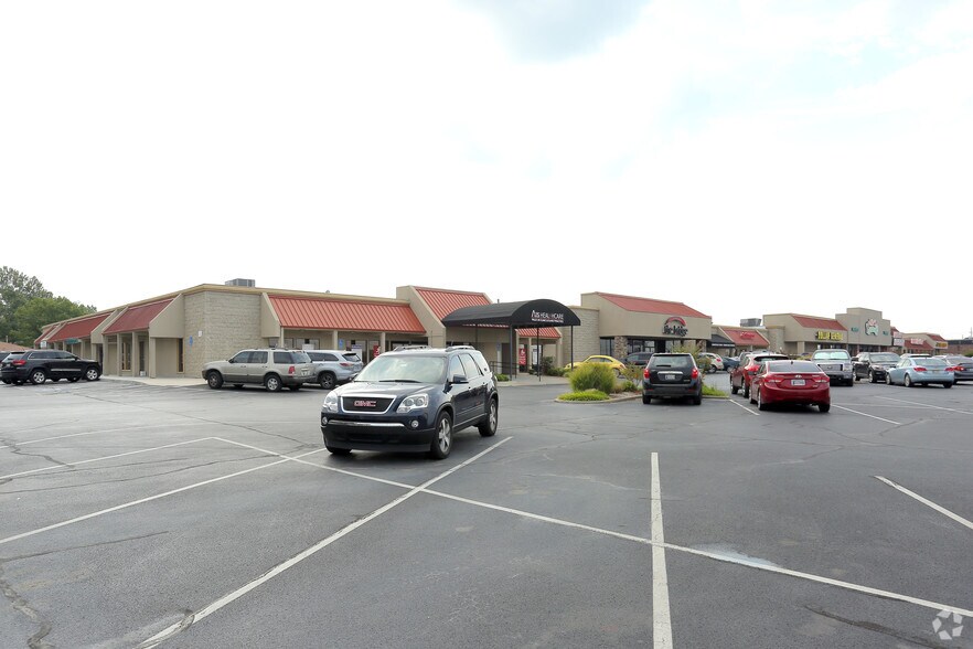 11907-12037 S Memorial Dr, Bixby, OK à louer - Photo du bâtiment - Image 2 de 5