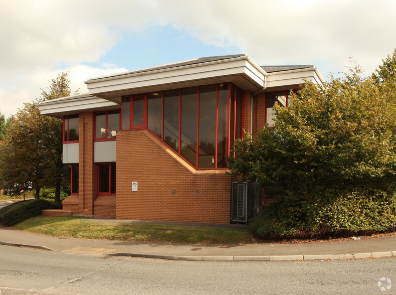 Lime Kiln Clos, Stoke Gifford for lease - Building Photo - Image 2 of 4