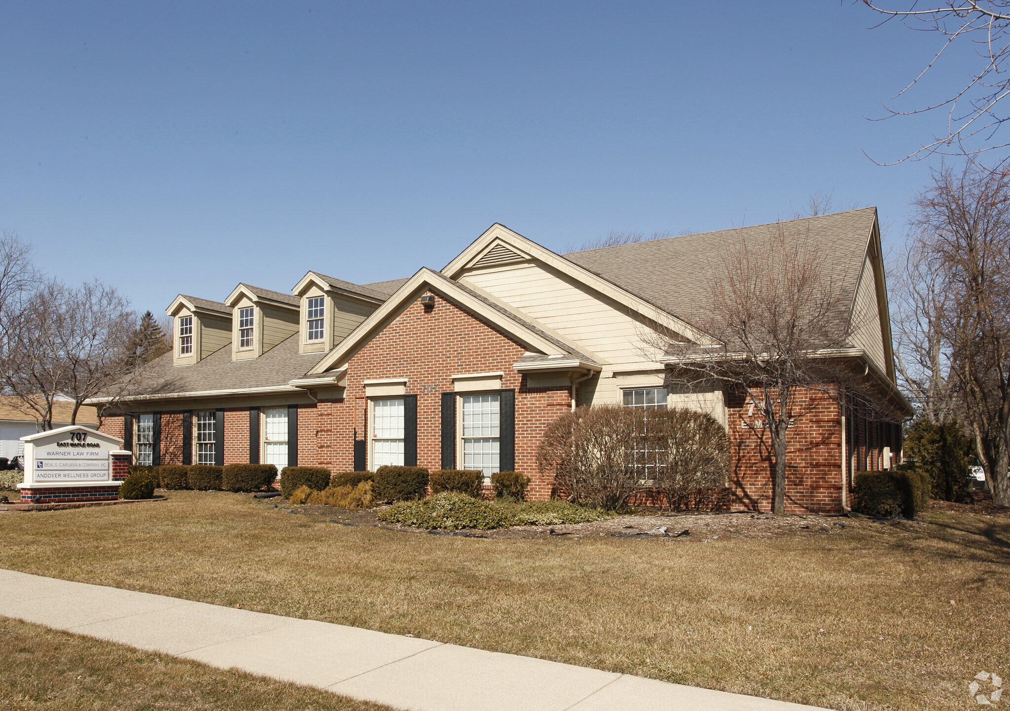 707 E Maple Rd, Troy, MI for lease Building Photo- Image 1 of 6