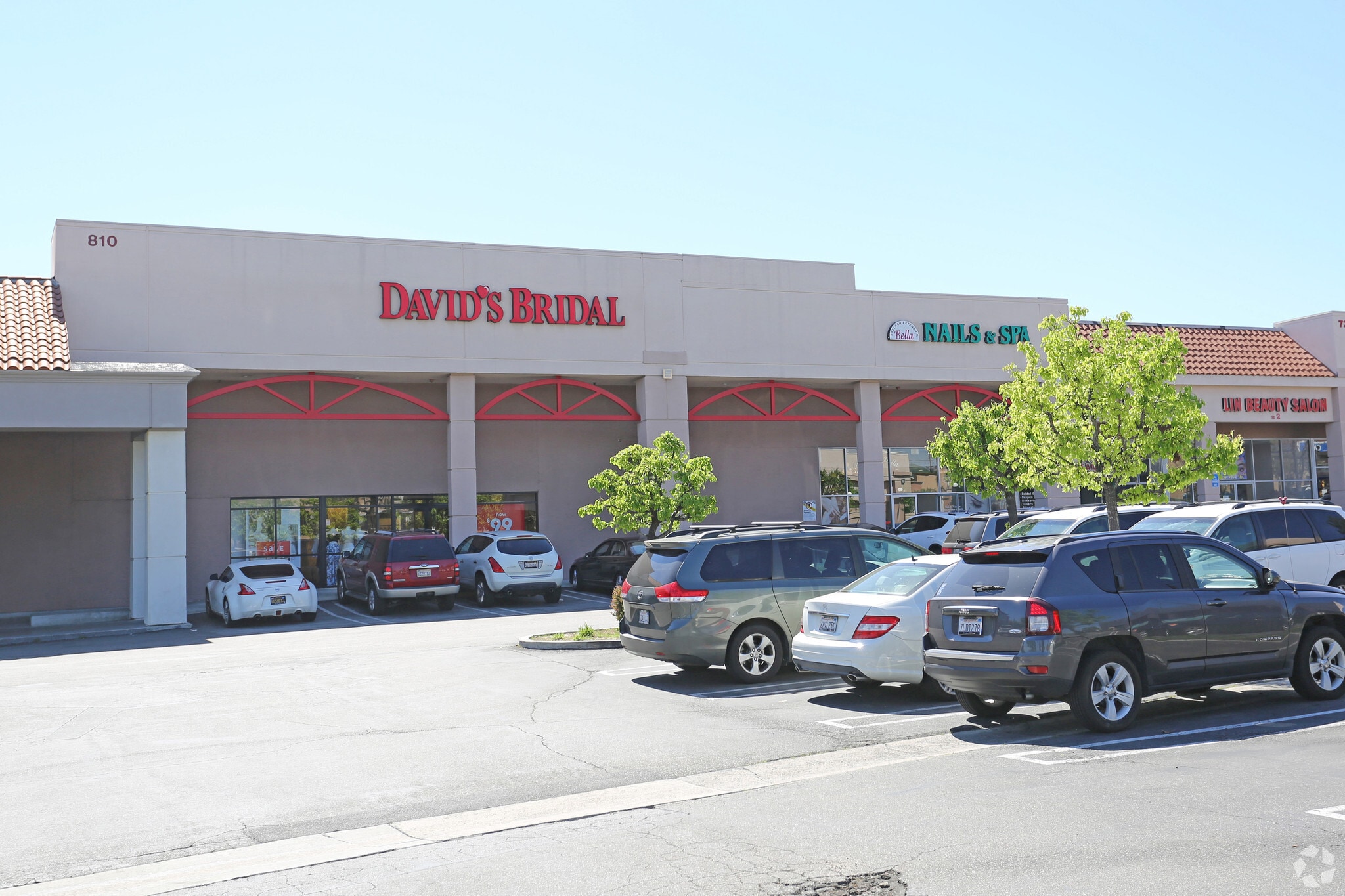 702-810 E Imperial Hwy, Brea, CA for lease Building Photo- Image 1 of 6