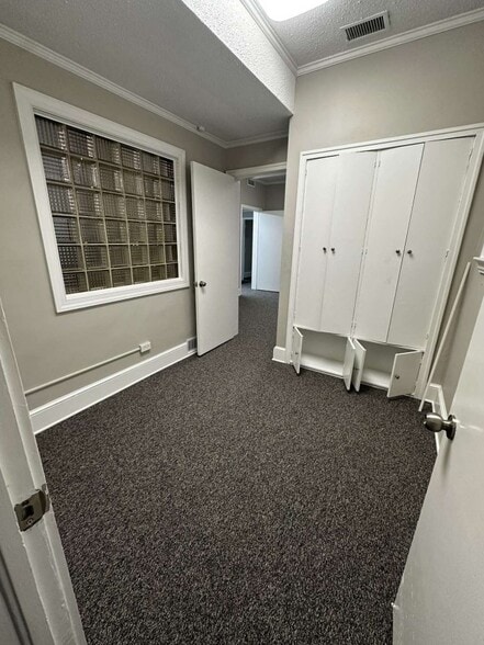 133 E Frederick St, Gaffney, SC à louer - Photo intérieure - Image 3 de 4