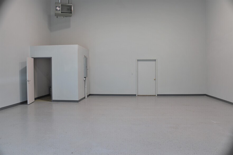 46 Plains Rd, Essex, CT à louer - Photo intérieure - Image 2 de 8