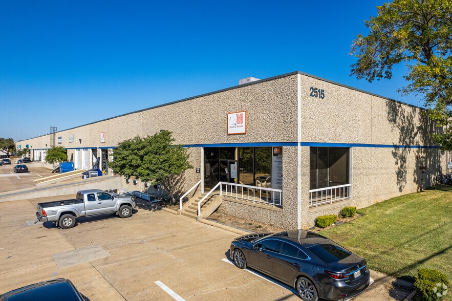 2515 Willowbrook Rd, Dallas, TX for lease - Primary Photo - Image 1 of 20