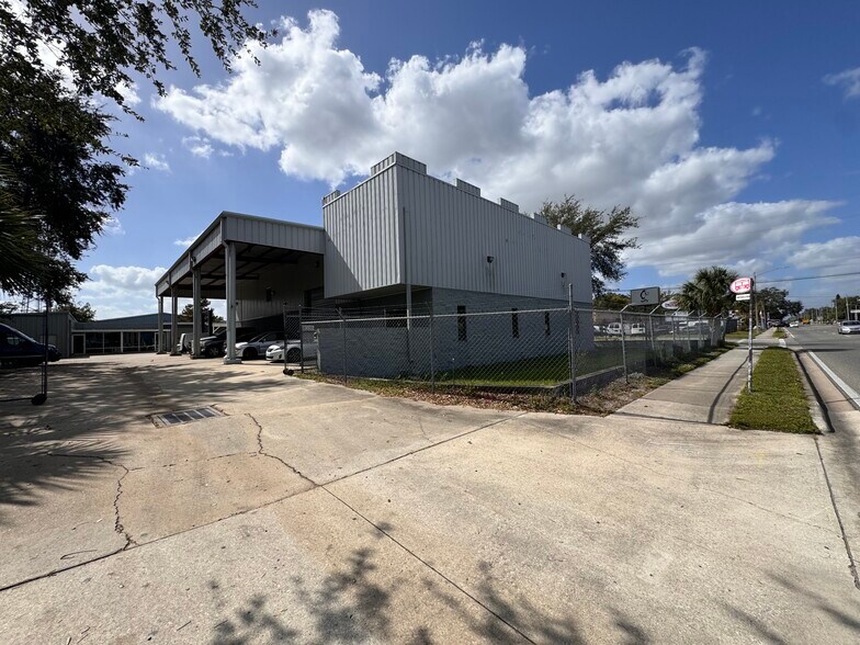 5909 E Anno Ave, Orlando, FL à louer - Photo du bâtiment - Image 1 de 18