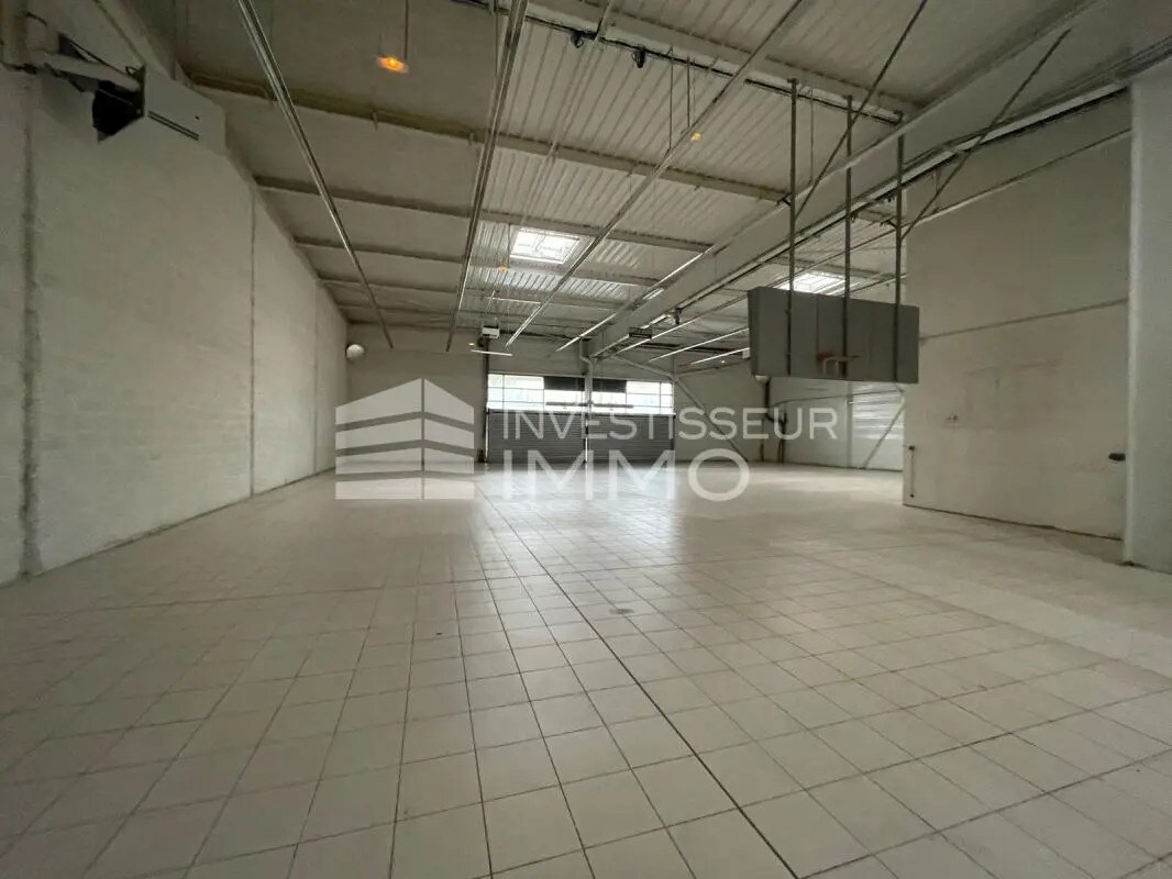 Retail in Mareuil-lès-Meaux for lease Primary Photo- Image 1 of 11