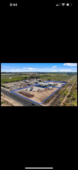 5612 State Highway 108, Oakdale, CA à louer - Photo du bâtiment - Image 2 de 12