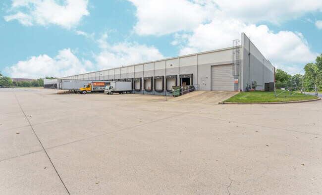 More details for 6348 Burnt Poplar Rd, Greensboro, NC - Industrial for Lease
