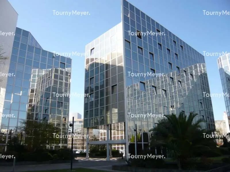 Office in Toulouse for lease Building Photo- Image 1 of 8