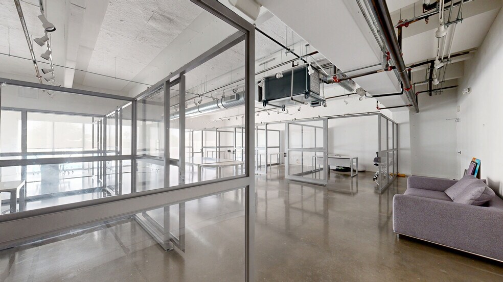 Wynwood NW 2nd Ave Mixed-Use Portfolio portefeuille de 3 propriétés à vendre sur LoopNet.ca - Numérisation 3D de Matterport - Image 3 de 62