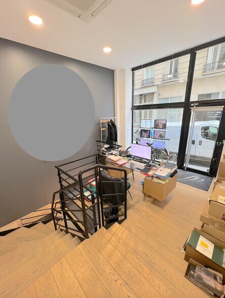 Retail in Paris for sale - Building Photo - Image 3 of 7