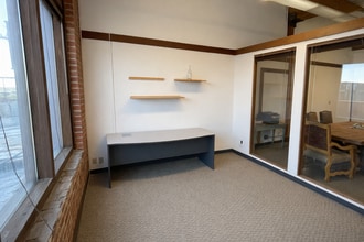 2130-2220 Livingston St, Oakland, CA à louer Photo intérieure- Image 2 de 10