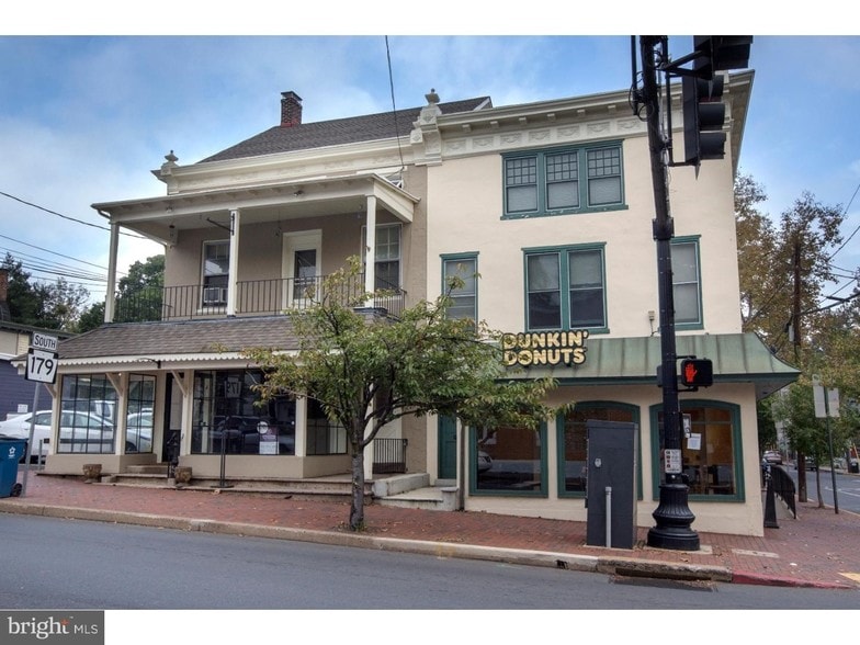 8 W Bridge St, New Hope, PA for sale - Primary Photo - Image 1 of 5