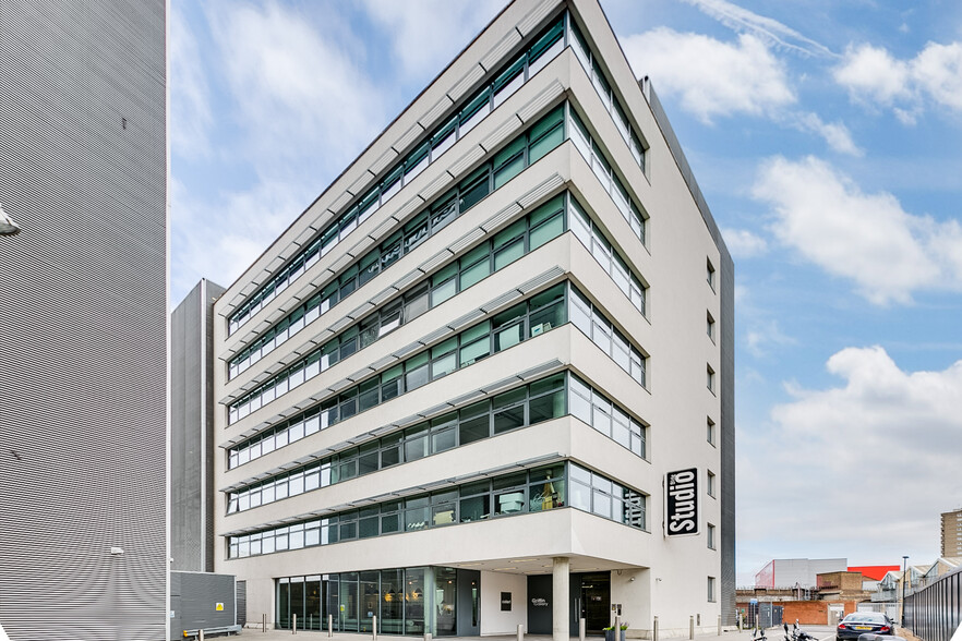 21 Evesham St, London for lease - Building Photo - Image 1 of 8