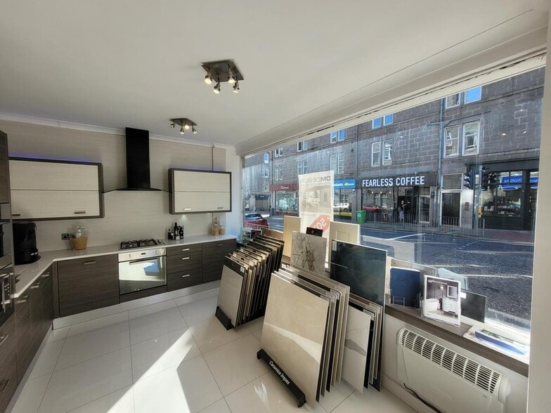 218 Rosemount Pl, Aberdeen for sale - Interior Photo - Image 3 of 5