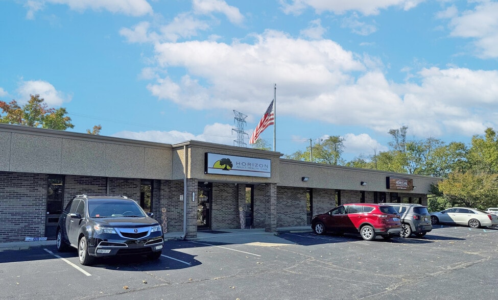 2433 Regency Rd, Lexington, KY for sale - Building Photo - Image 2 of 15