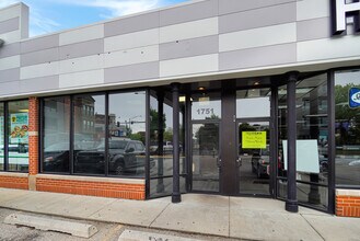 1751 N Sheffield Ave, Chicago, IL for lease Interior Photo- Image 1 of 10