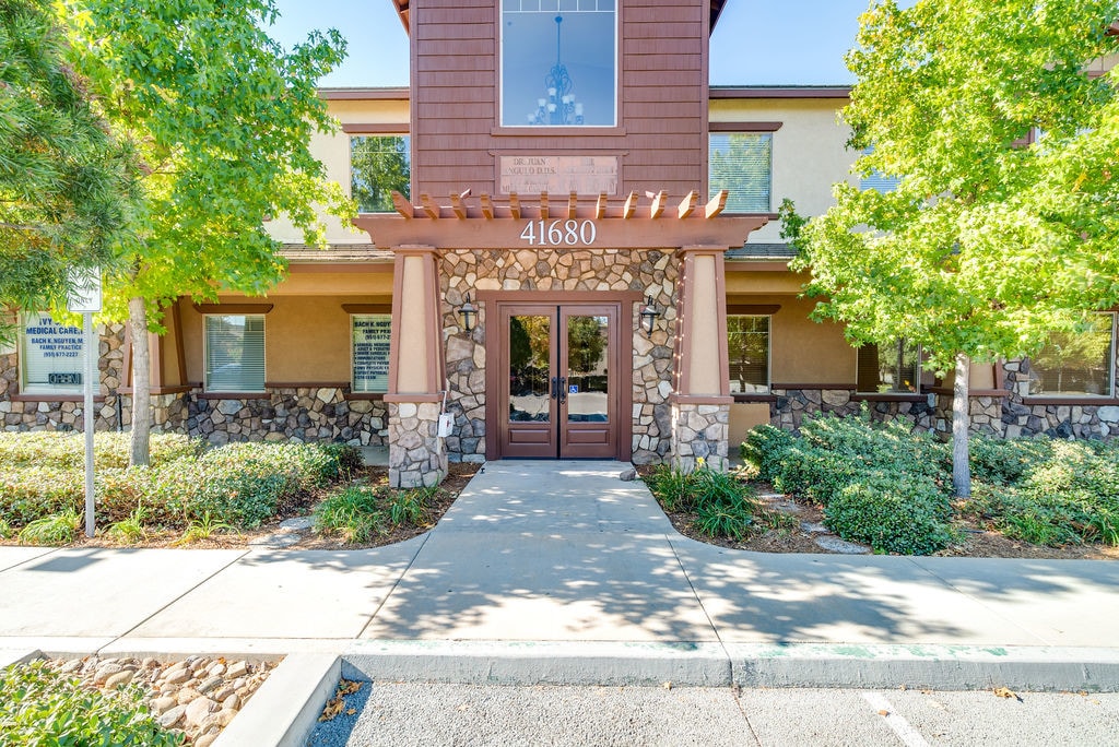 41680 Ivy St, Murrieta, CA for lease Primary Photo- Image 1 of 31