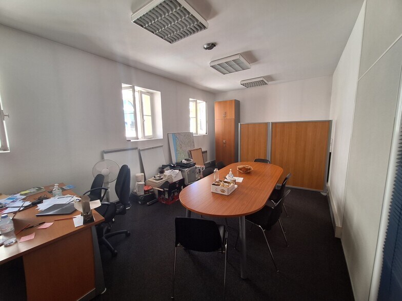 5-7 Rue Fenelon, Bordeaux for lease - Building Photo - Image 3 of 8