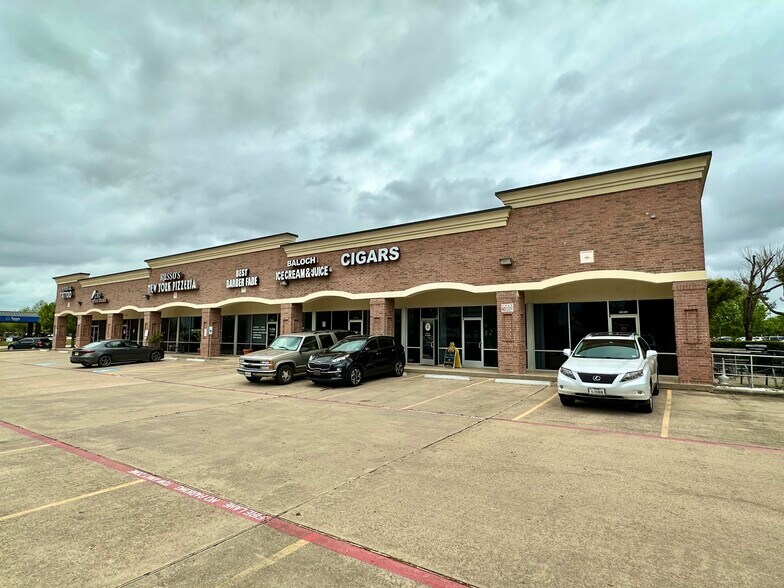 403 S Hwy 6, Houston, TX à louer - Photo du bâtiment - Image 3 de 4