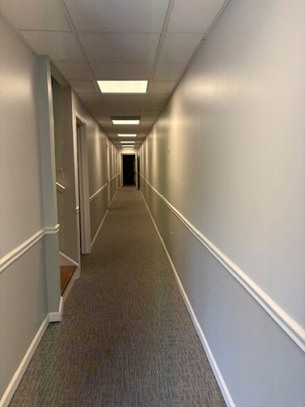 102 W 7th St, Columbia, TN for lease - Building Photo - Image 3 of 10