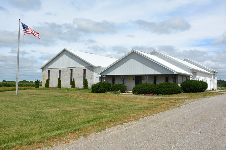 1516 W Yoder Rd, Fort Wayne, IN à vendre - Photo du bâtiment - Image 1 de 1