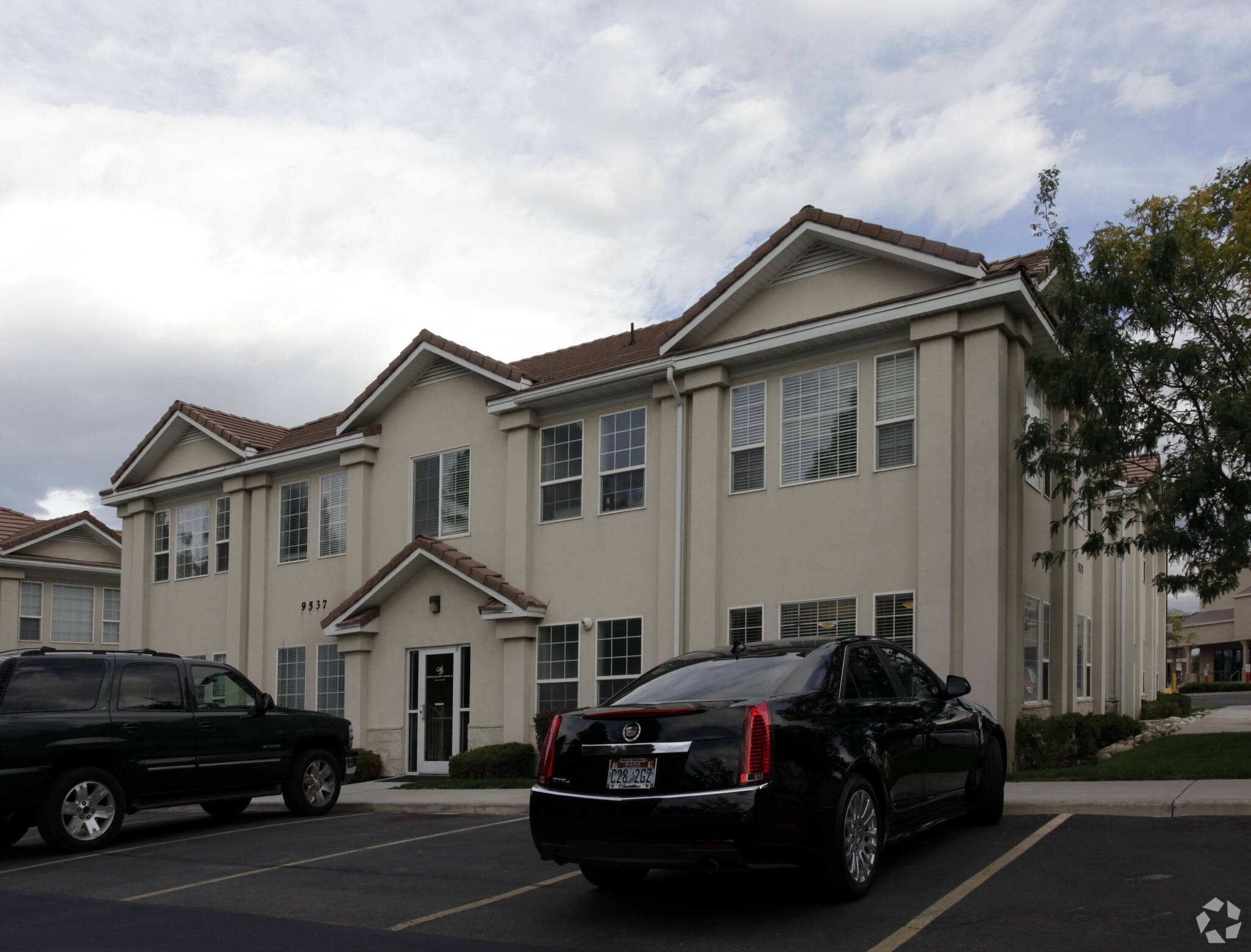 9537 S 700 E, Sandy, UT for lease Primary Photo- Image 1 of 37