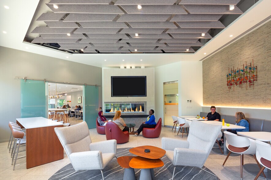 601 Merritt 7, Norwalk, CT à louer - Photo intérieure - Image 2 de 34