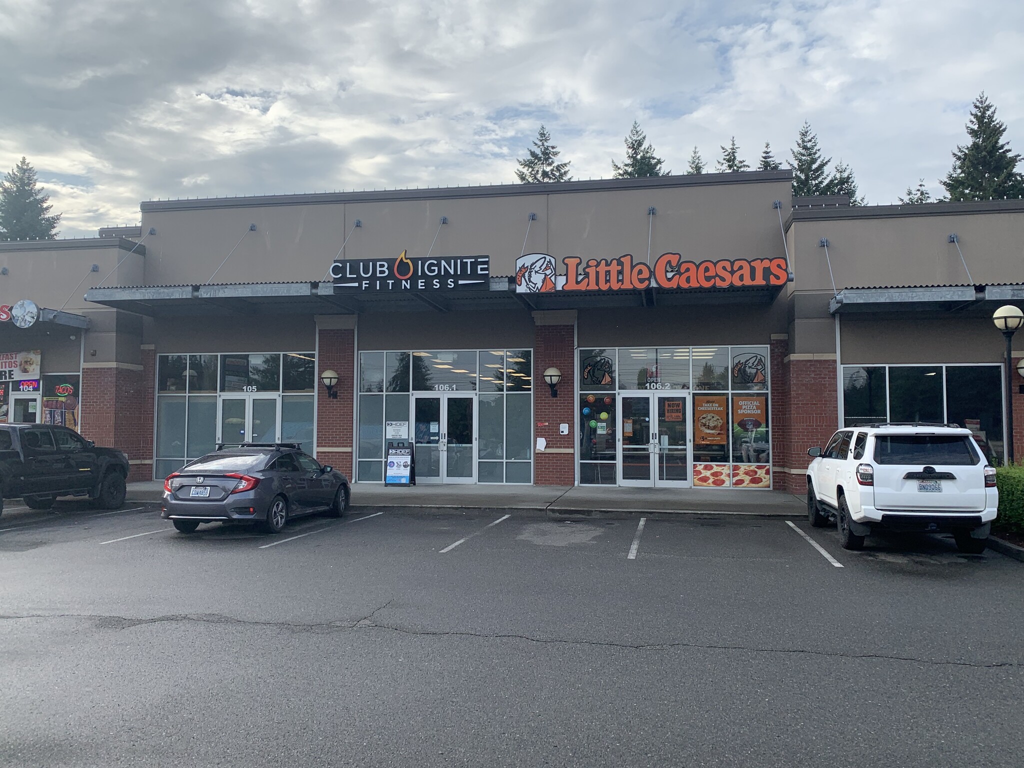 15423 SE 272nd St, Kent, WA for lease Interior Photo- Image 1 of 7