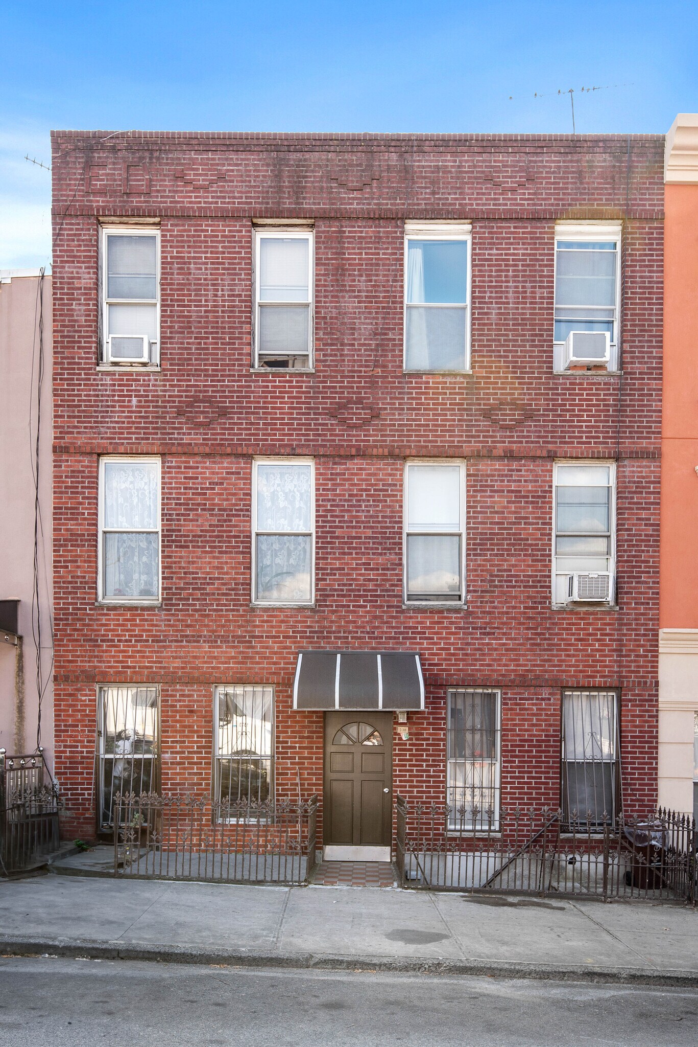 238 26th St, Brooklyn, NY à vendre Photo principale- Image 1 de 13