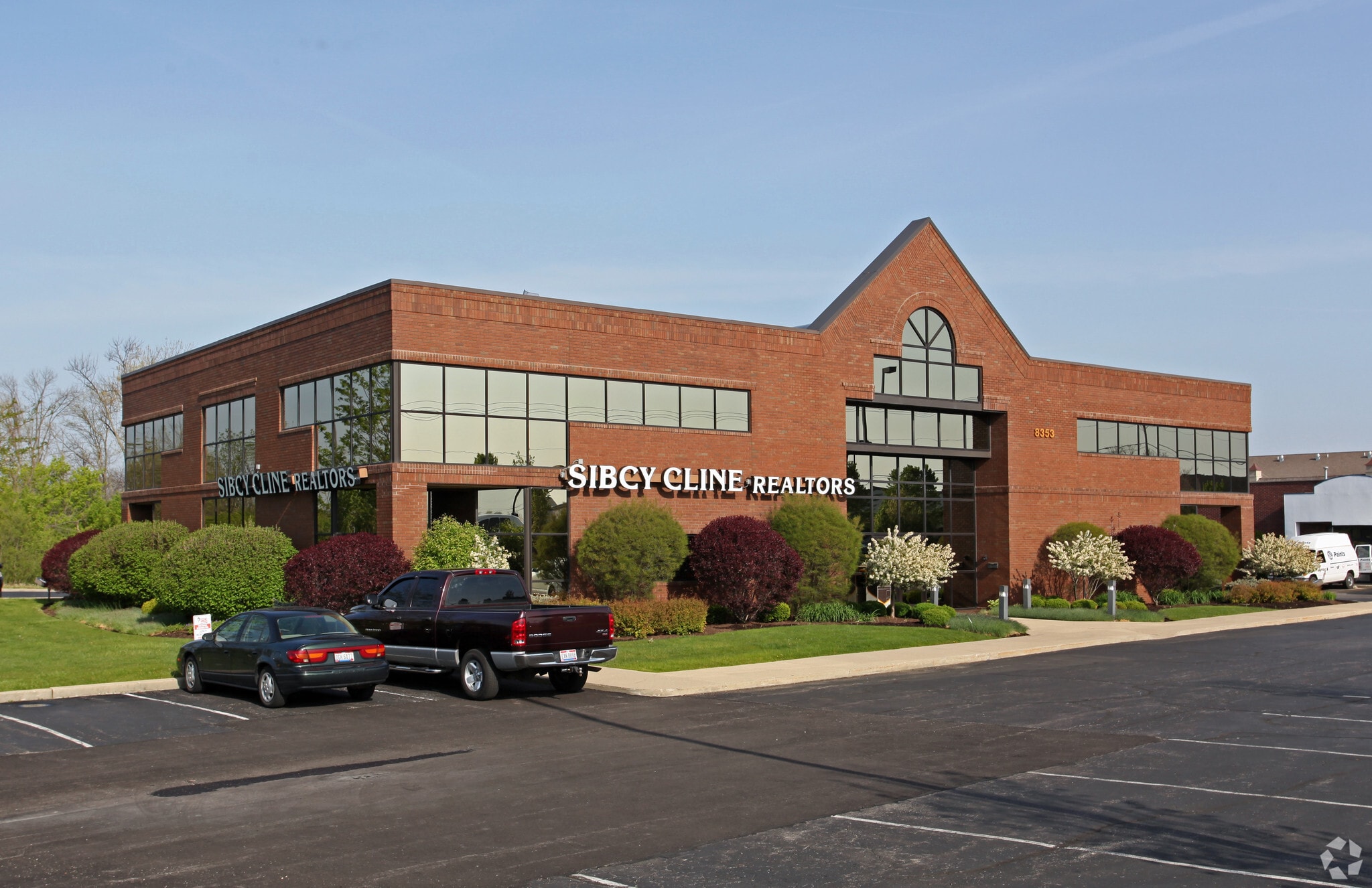 8353 Yankee St, Dayton, OH for lease Building Photo- Image 1 of 16