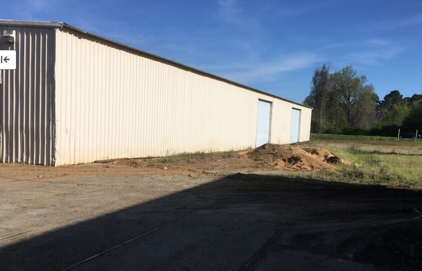 1800 Greeleyville Hwy, Manning, SC à louer - Photo du bâtiment - Image 2 de 4