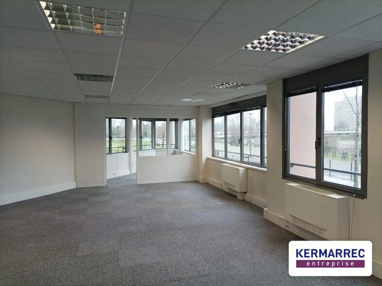 Bureau dans Nantes à vendre - Photo du bâtiment - Image 1 de 7