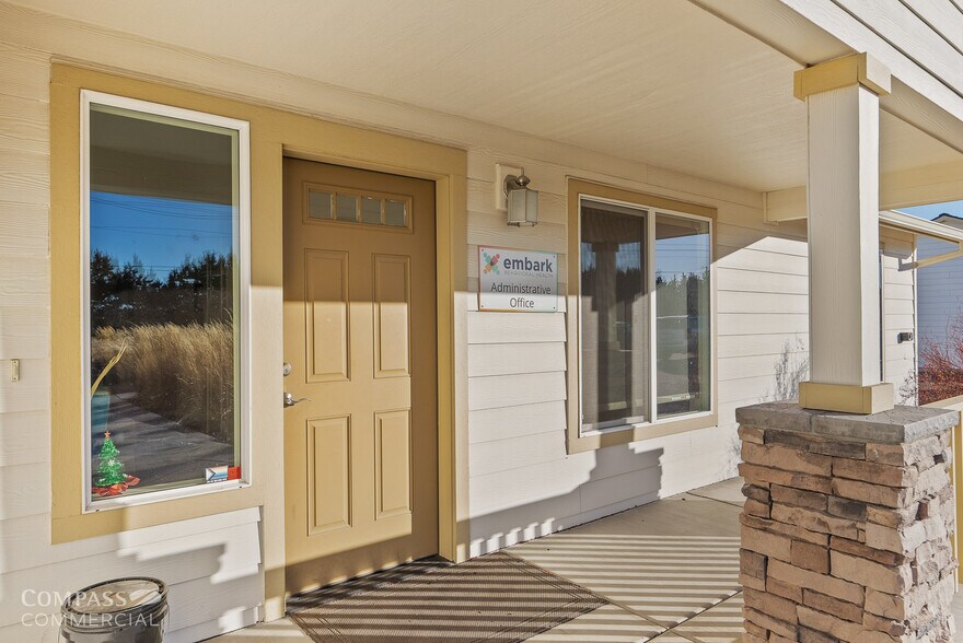 63140 Dickey Rd, Bend, OR à vendre - Photo du bâtiment - Image 2 de 5
