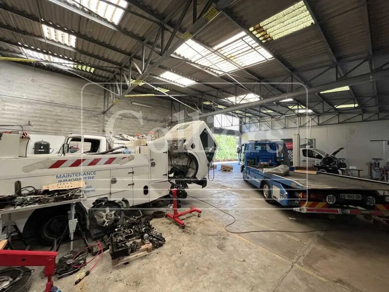 Bureau dans Rousset à louer - Photo intérieure - Image 2 de 14