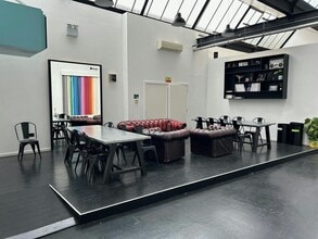 2-8 Fountayne Rd, Londres à louer Photo du bâtiment- Image 2 de 7