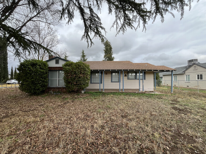 22590 Antelope Blvd, Red Bluff, CA à vendre - Photo principale - Image 1 de 1