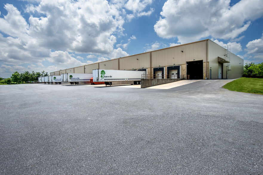 9770 Commerce Cir, Kutztown, PA for lease - Building Photo - Image 3 of 5