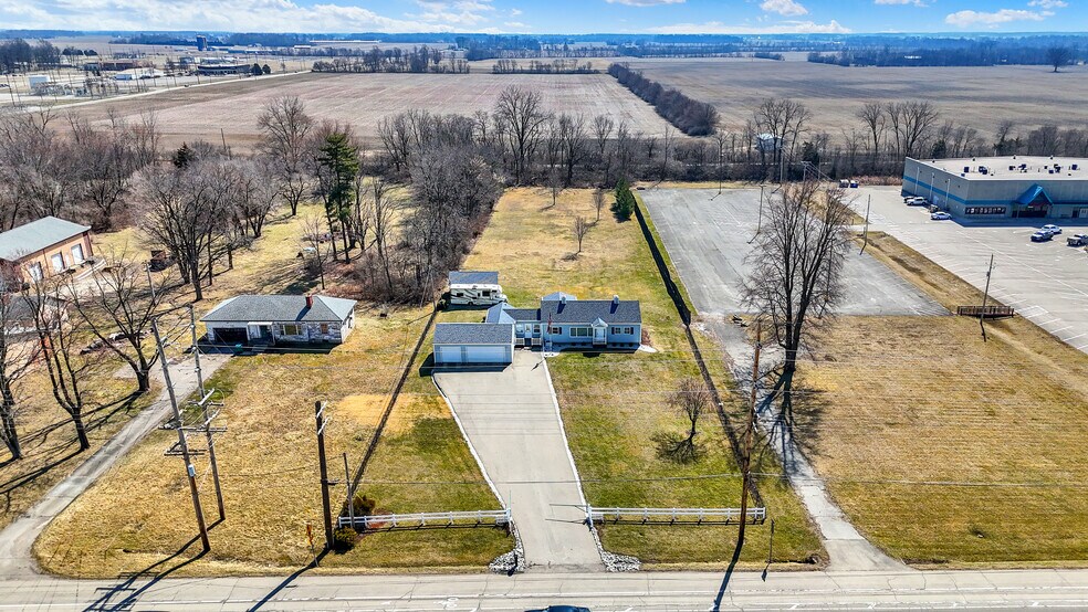 2245 W Main St, Greenfield, IN à vendre - Photo du bâtiment - Image 1 de 17