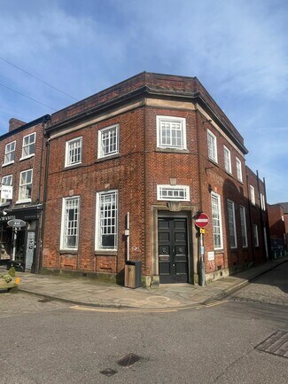 Plus de détails pour 10 Market Pl, Macclesfield - Commerce de détail à louer
