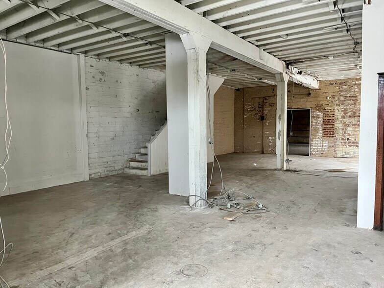 68 McDowell St, Columbus, OH à louer - Photo du bâtiment - Image 2 de 11