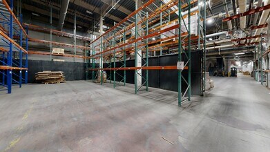 46 Stafford St, Lawrence, MA à louer Numérisation 3D de Matterport- Image 1 de 2