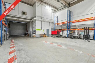 Plus de détails pour Local d'activités à louer