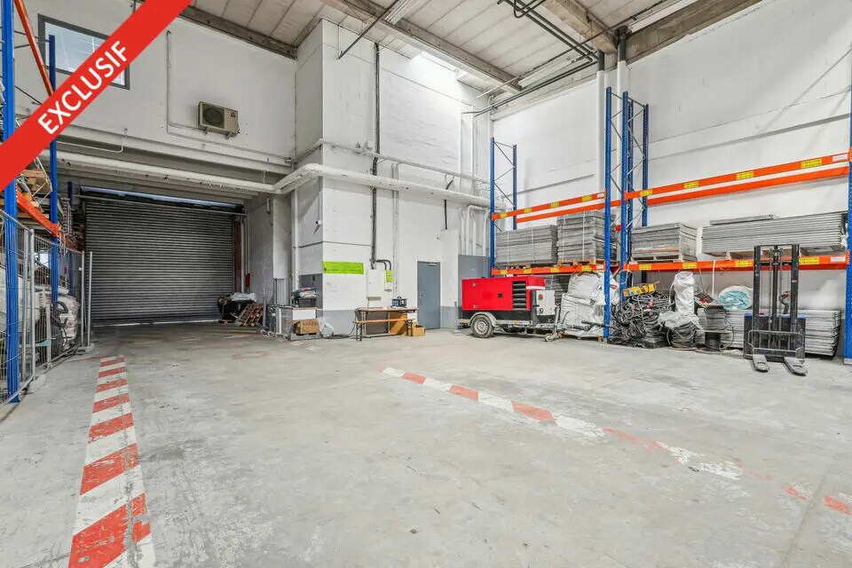 Flex in Lisses for lease Interior Photo- Image 1 of 6