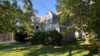 Plus de détails pour 701 S Rawlings St, Carbondale, IL - Multi-résidentiel à vendre