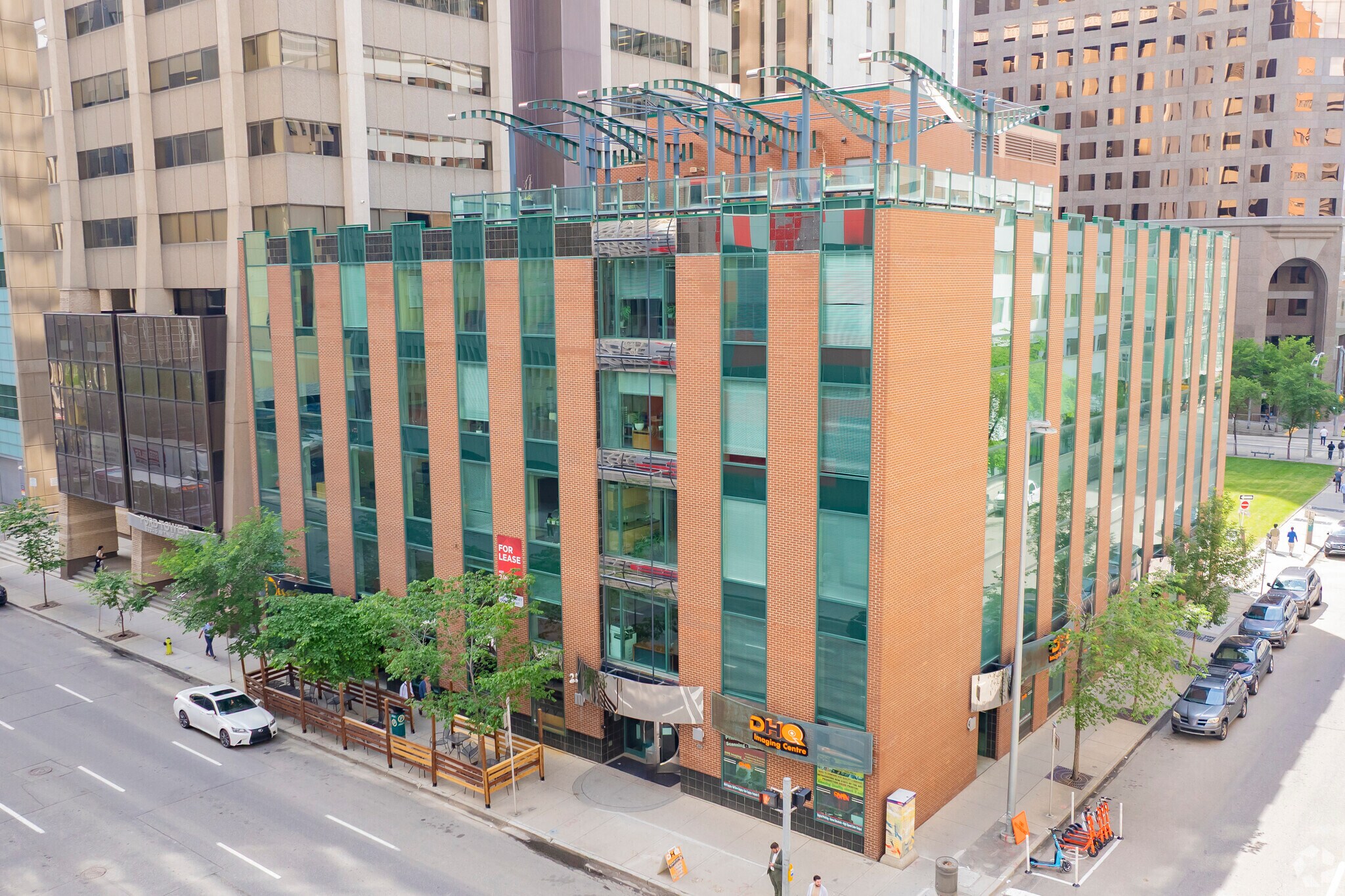 635 6th Ave SW, Calgary, AB for sale Primary Photo- Image 1 of 1